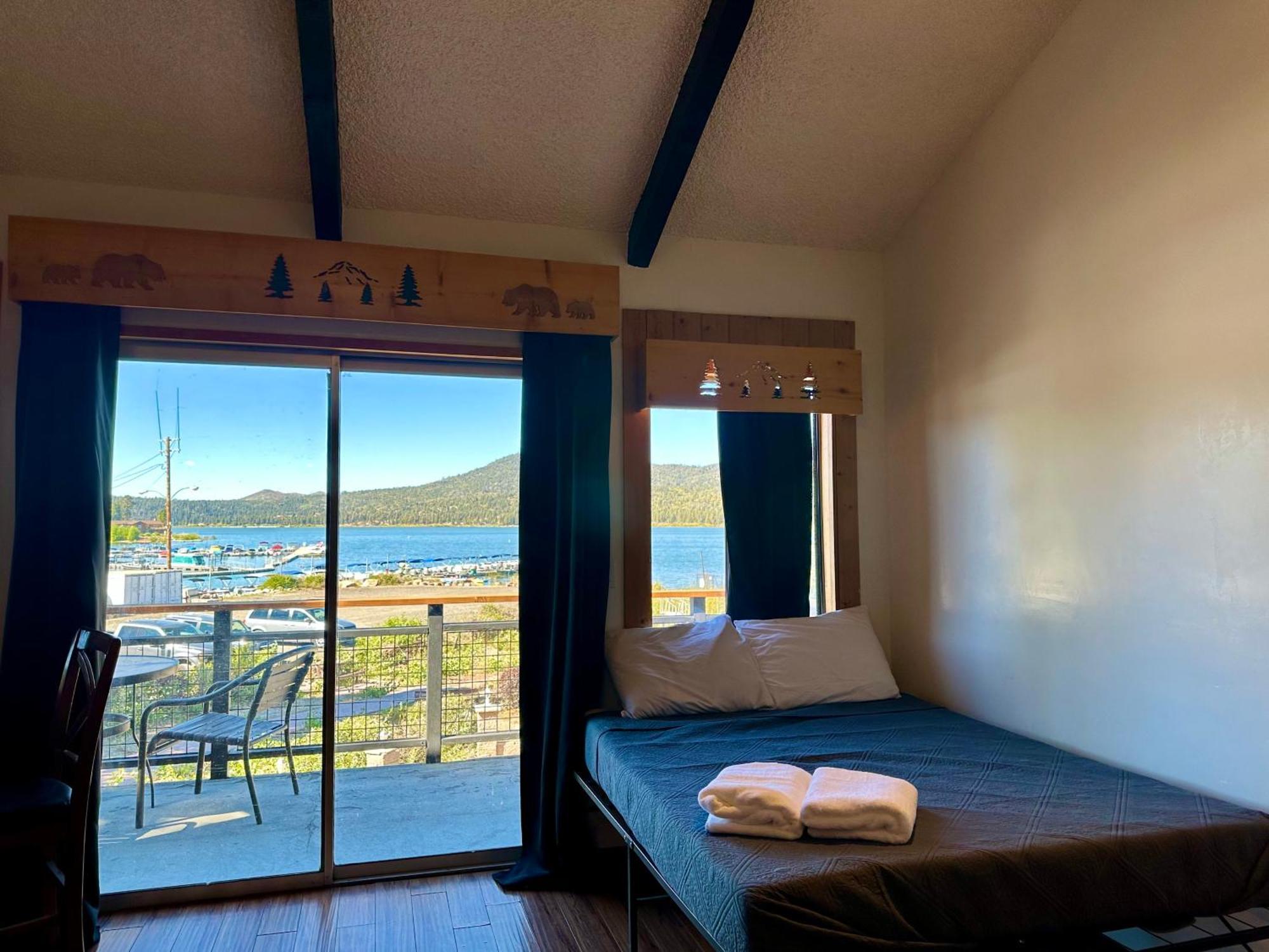 Lakefront Escape Big Bear Lake Rum bild